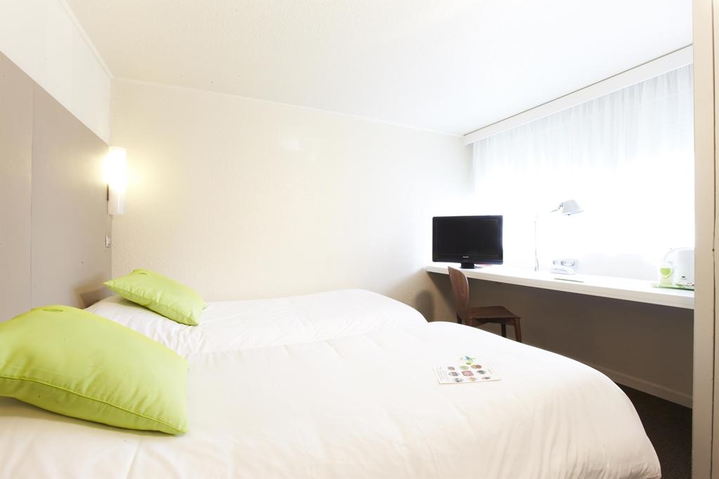 Greet Hotel Angouleme Saint-Yrieix-sur-Charente Exterior photo