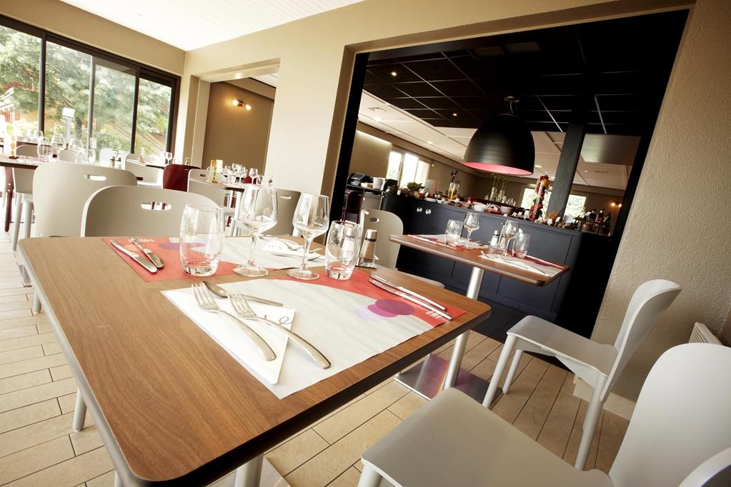Greet Hotel Angouleme Saint-Yrieix-sur-Charente Exterior photo